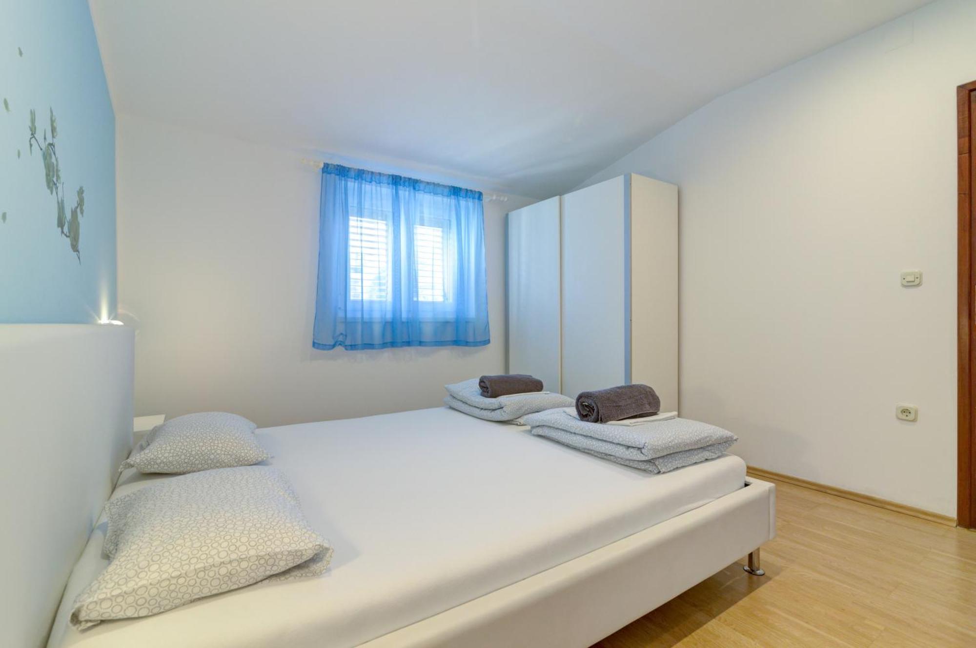Homestay Zora2 *